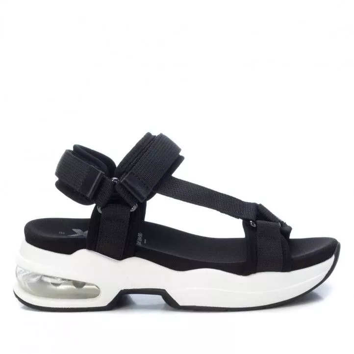 Sandalias plataformas Xti 04275401 negras