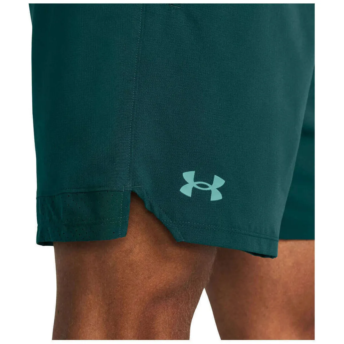 UA Vanish Woven 6in Shorts